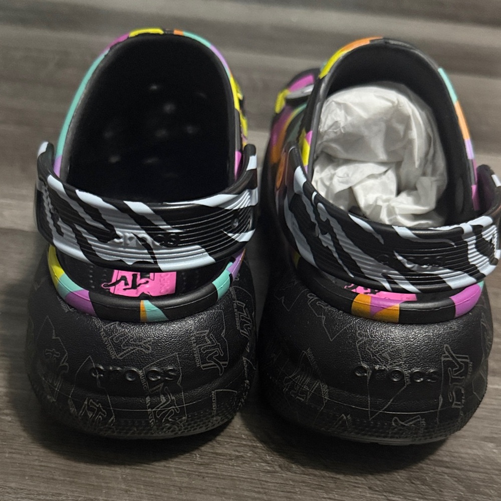CROCS Multicolor Graphic Clogs NWT - image 4